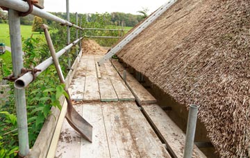 advantages of Castle Upon Alun thatch roofing